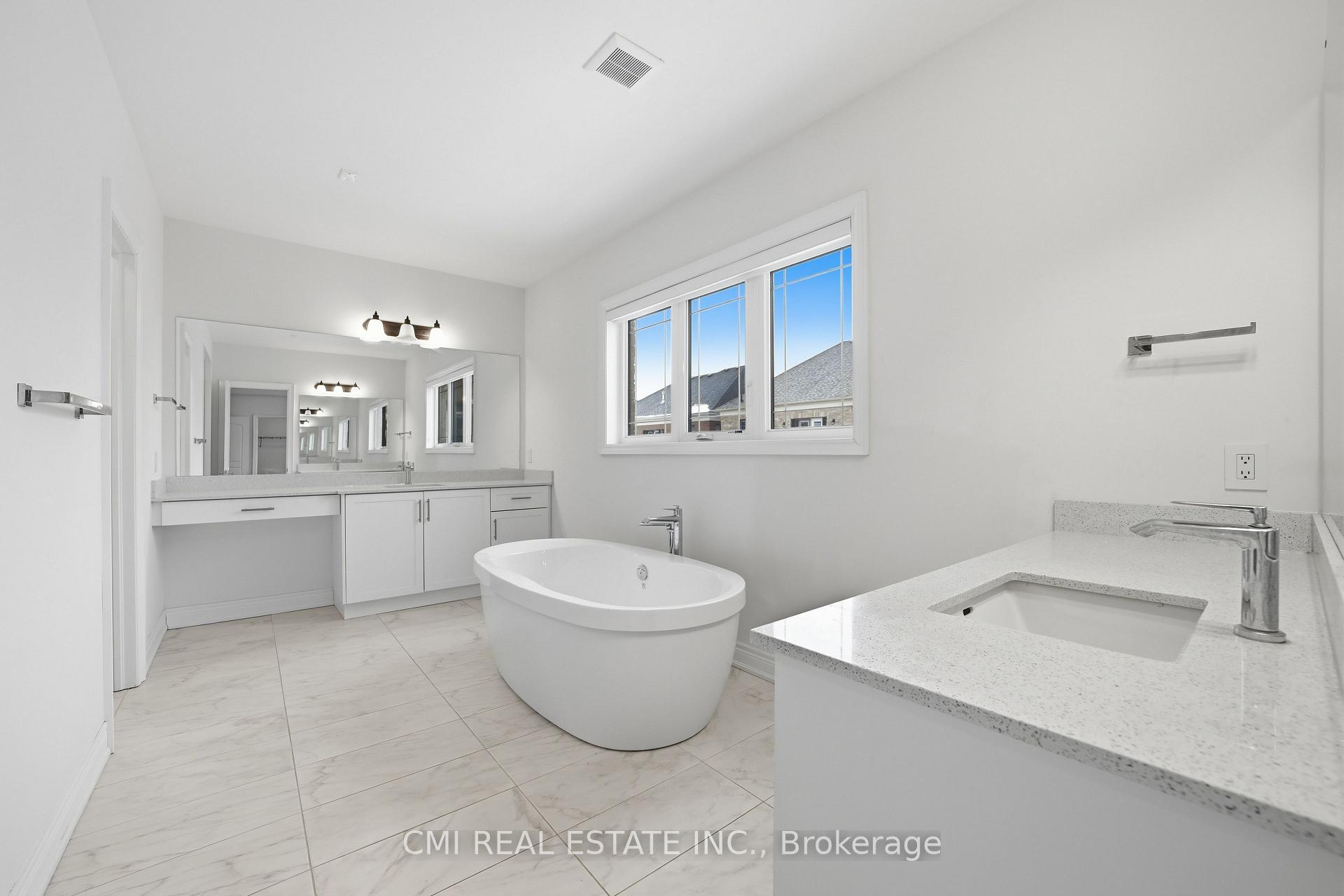 Photo 25 of 101 Appleyard Avenue, Vaughan, Kleinburg — HOMEH