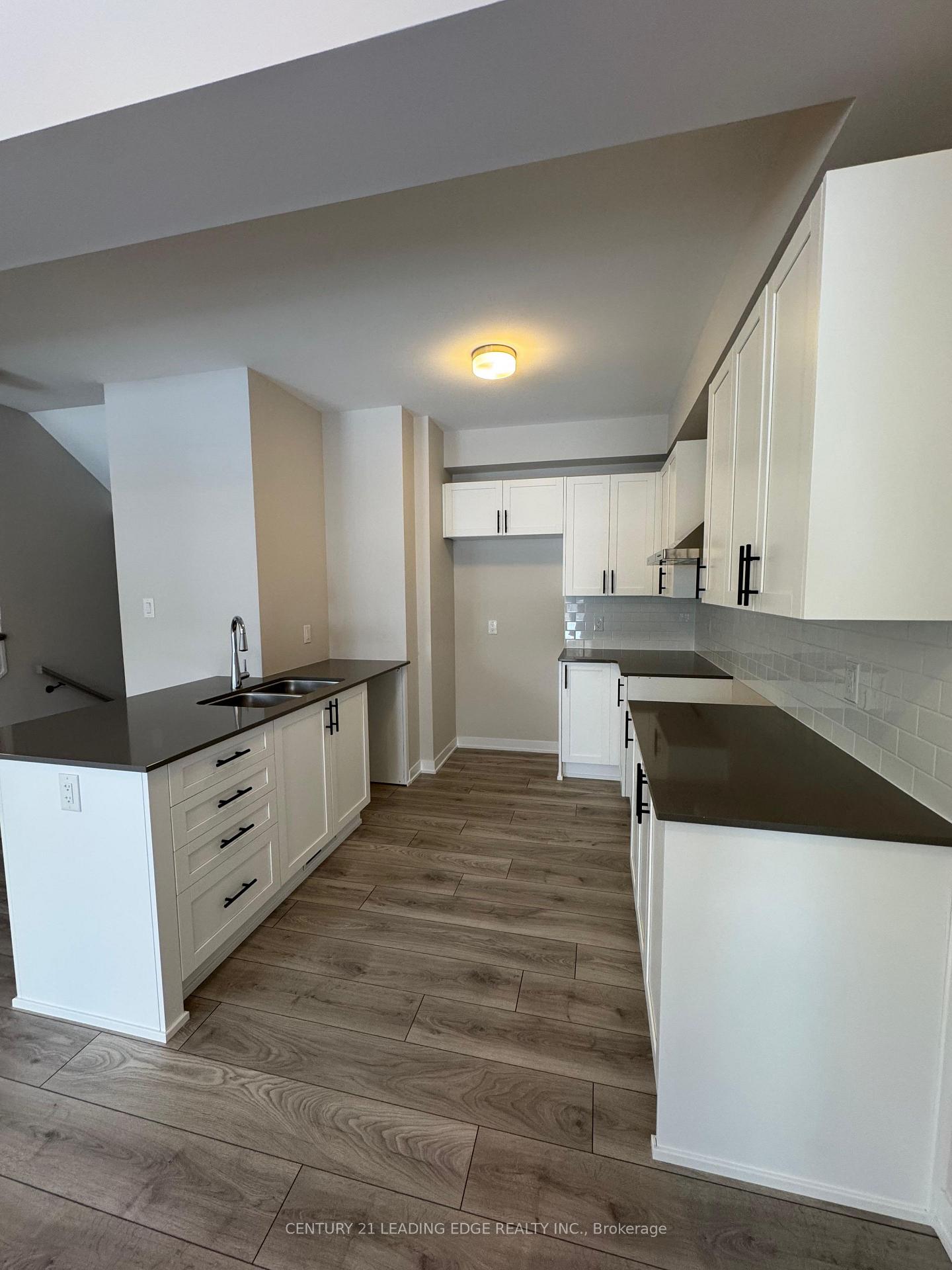 Photo 7 of 226 Speckled Alder Row, Ottawa, Barrhaven - Half Moon Bay — HOMEH