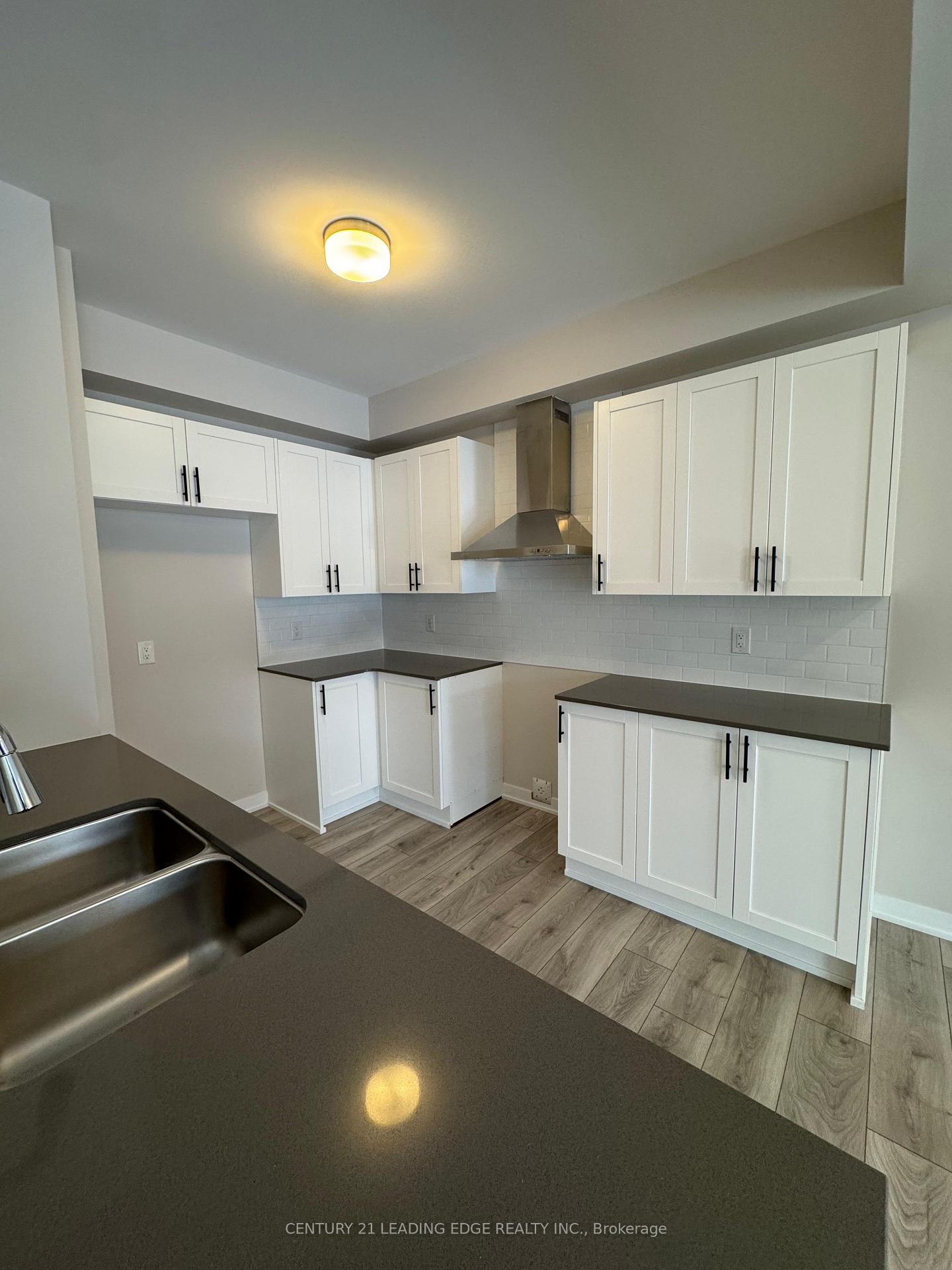 Photo 8 of 226 Speckled Alder Row, Ottawa, Barrhaven - Half Moon Bay — HOMEH