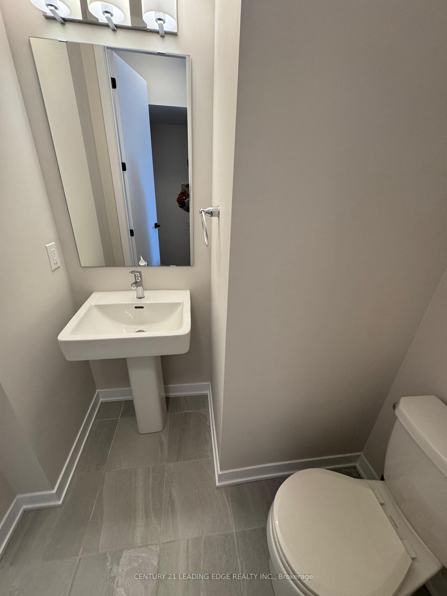 Photo 9 of 226 Speckled Alder Row, Ottawa, Barrhaven - Half Moon Bay — HOMEH