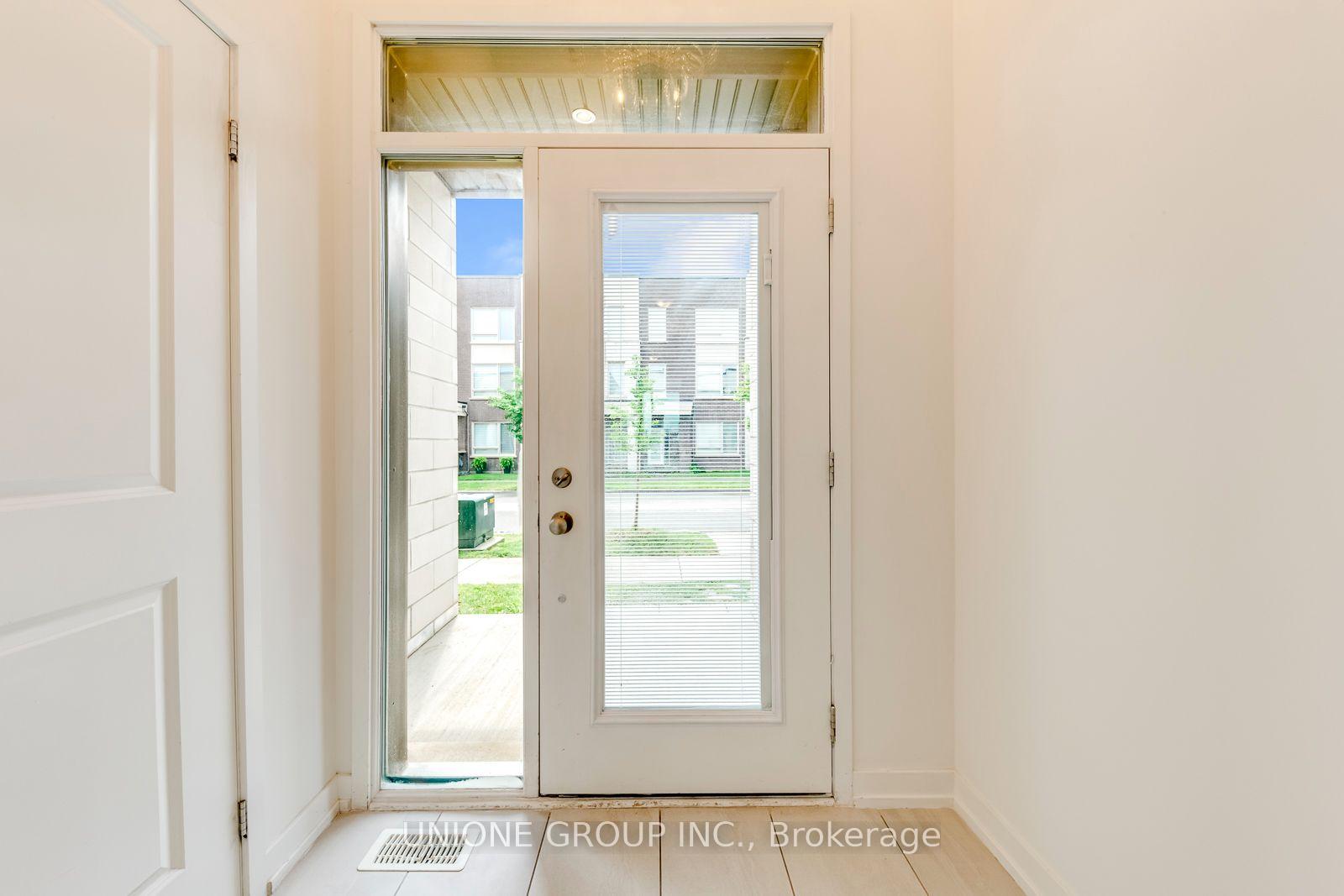 Photo 3 of 3177 Mintwood Circle, Oakville, Glenorchy — HOMEH