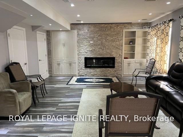 Photo 5 of 14 Porter Creek Hollow, Brampton, Credit Valley — HOMEH