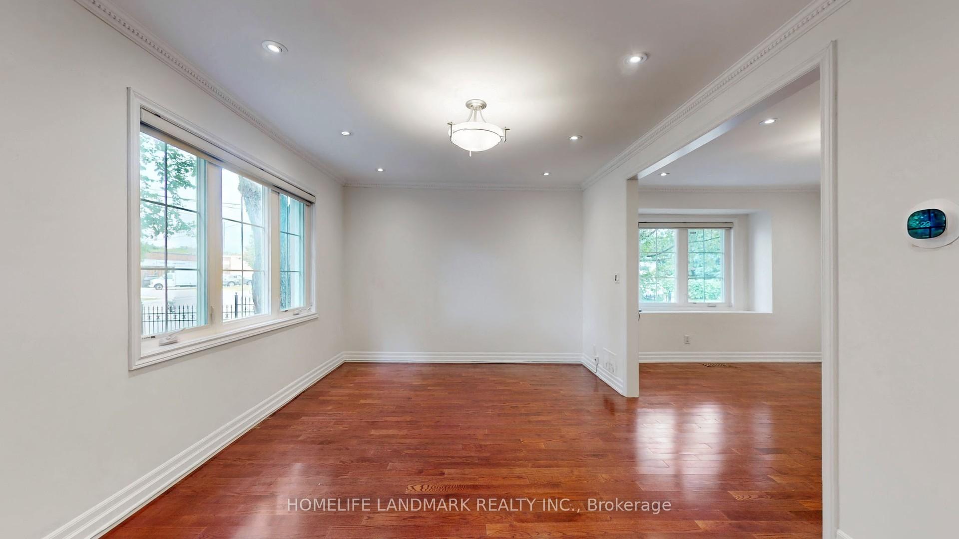 Photo 9 of 98 Glen Cameron Road, Markham, Thornhill — HOMEH