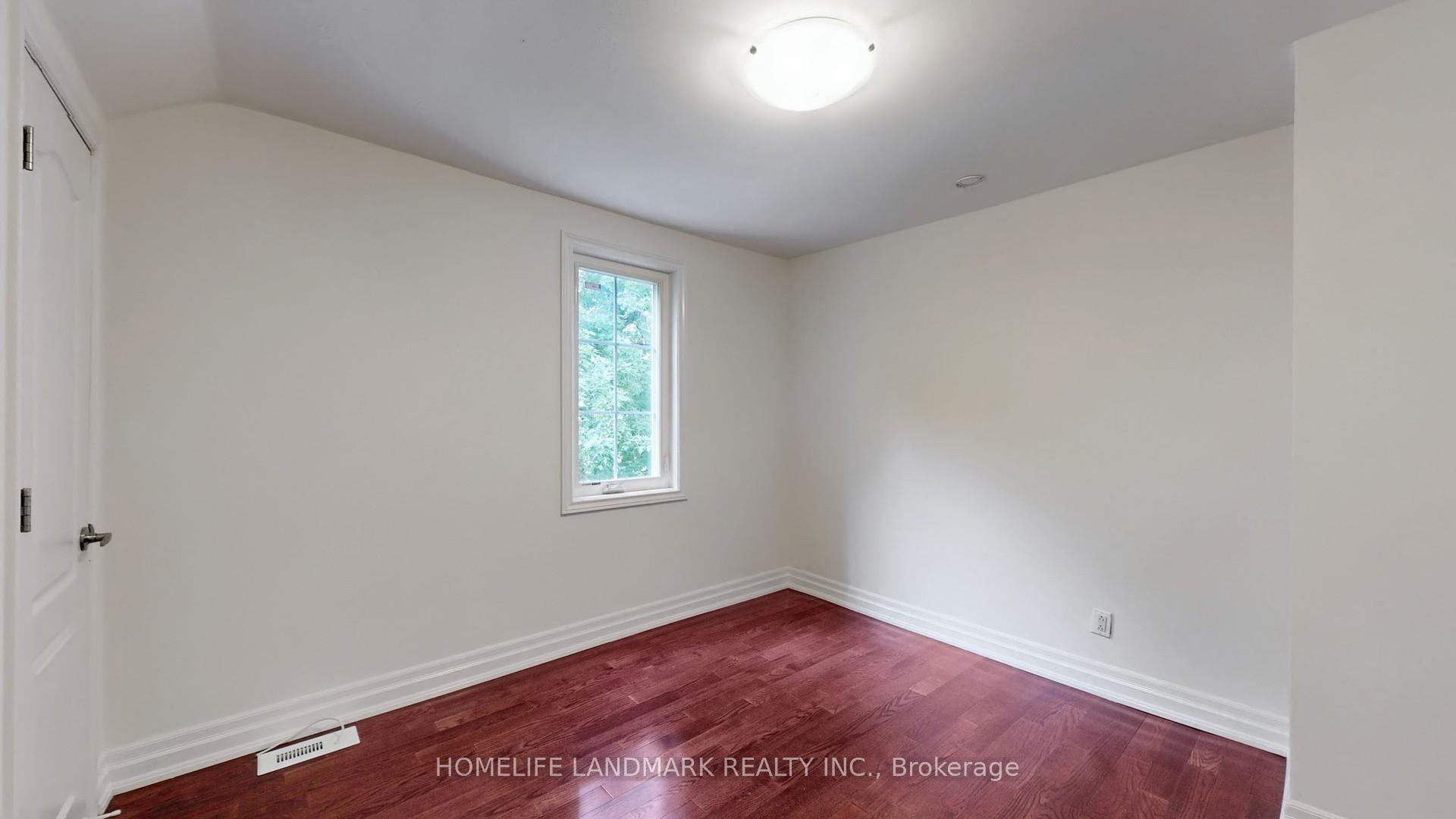 Photo 20 of 98 Glen Cameron Road, Markham, Thornhill — HOMEH