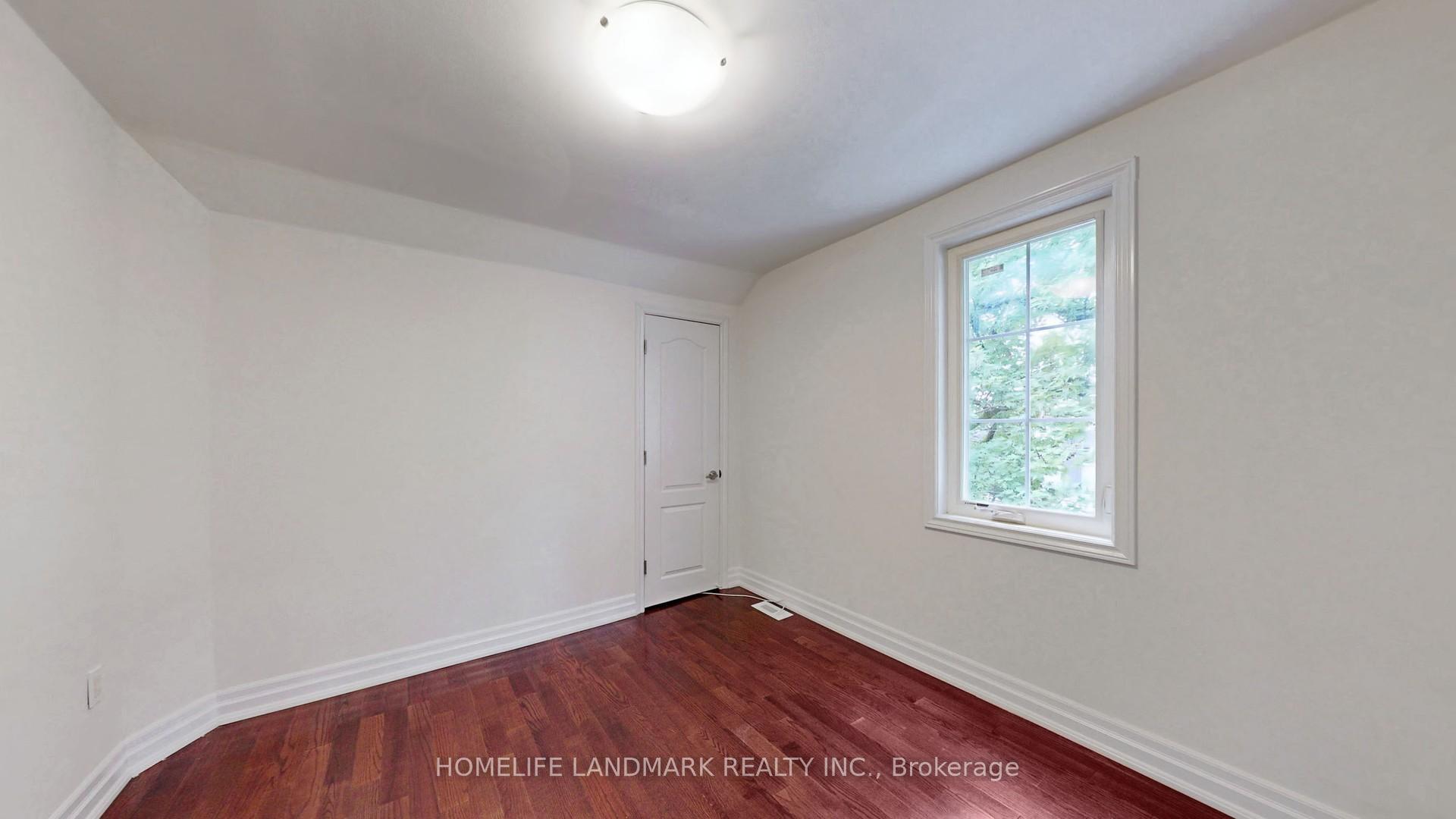 Photo 21 of 98 Glen Cameron Road, Markham, Thornhill — HOMEH