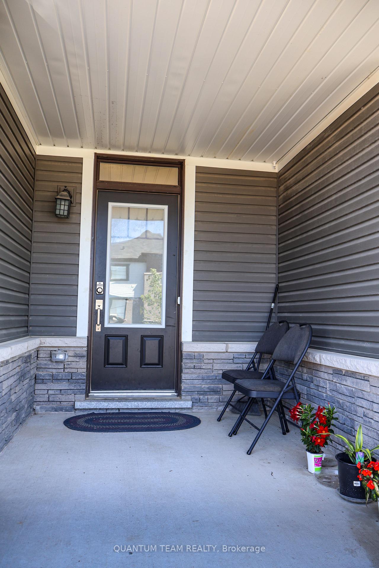 Photo 5 of 266 Explorer Way, Thorold, Rolling Meadows — HOMEH
