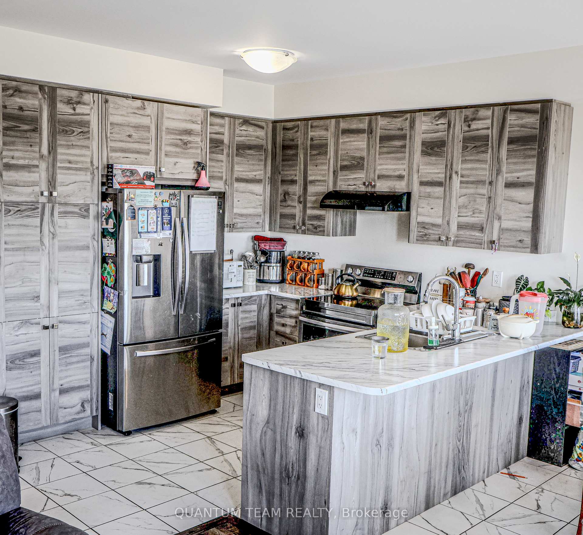 Photo 9 of 266 Explorer Way, Thorold, Rolling Meadows — HOMEH