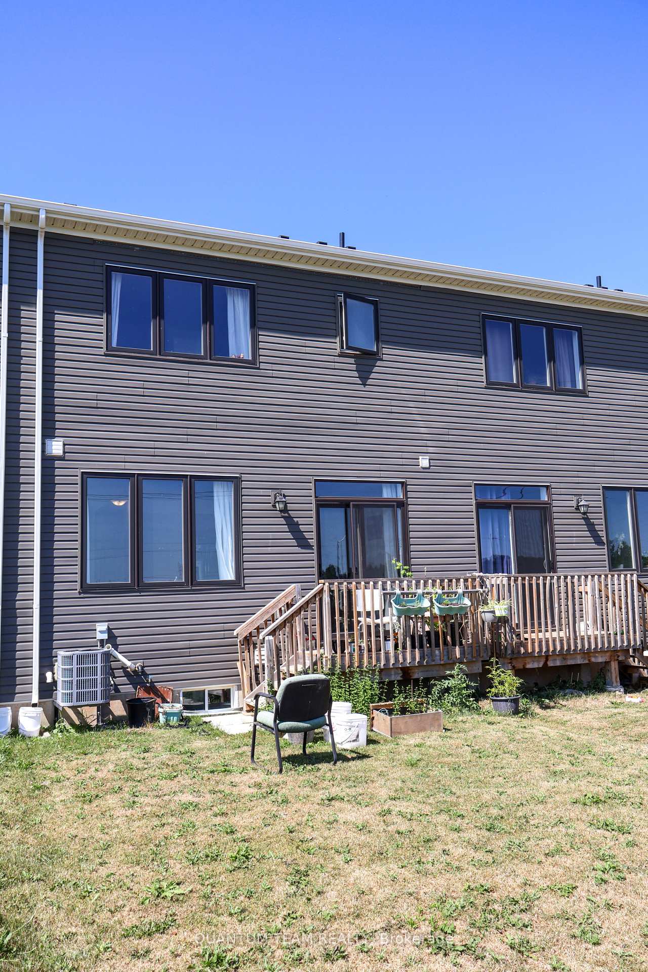 Photo 23 of 266 Explorer Way, Thorold, Rolling Meadows — HOMEH