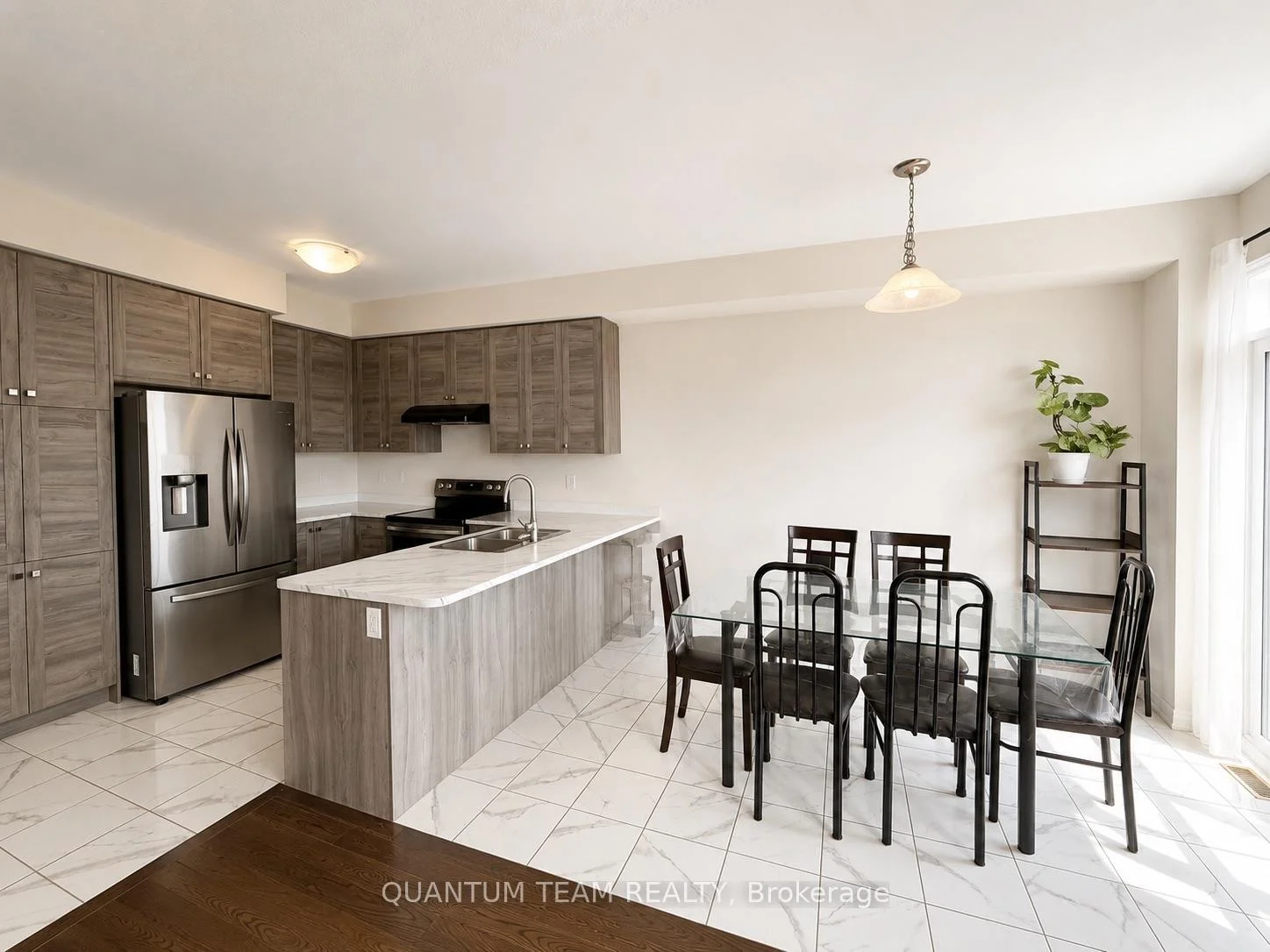 Photo 6 of 266 Explorer Way, Thorold, Rolling Meadows — HOMEH