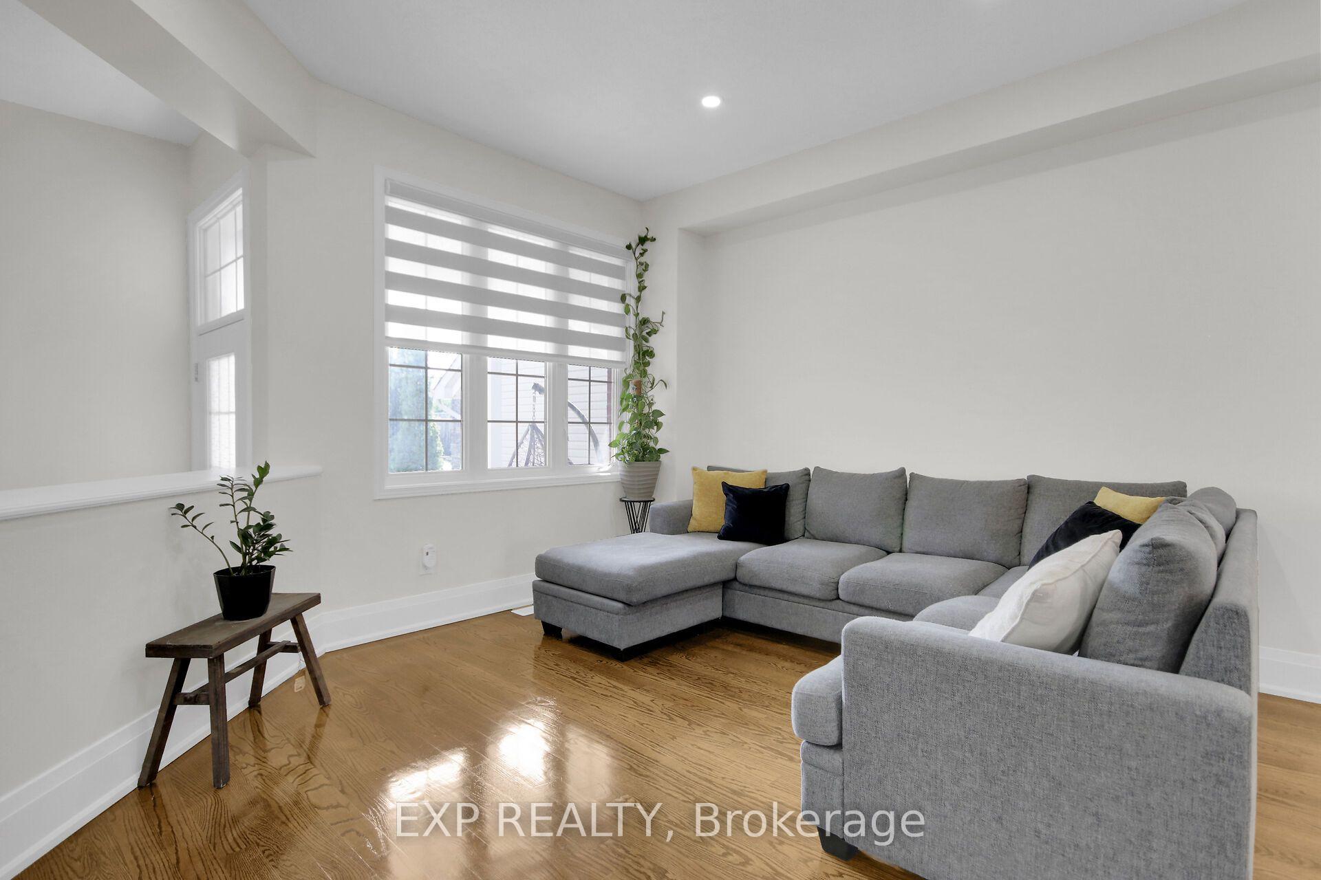 Photo 5 of 860 Percifor Way, Ottawa, Mer Bleue/Bradley Estates/Anderson Park — HOMEH