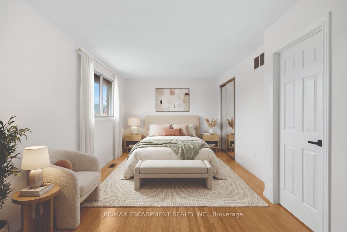 Photo 41 of 345 Berkindale Drive, Hamilton, Riverdale — HOMEH