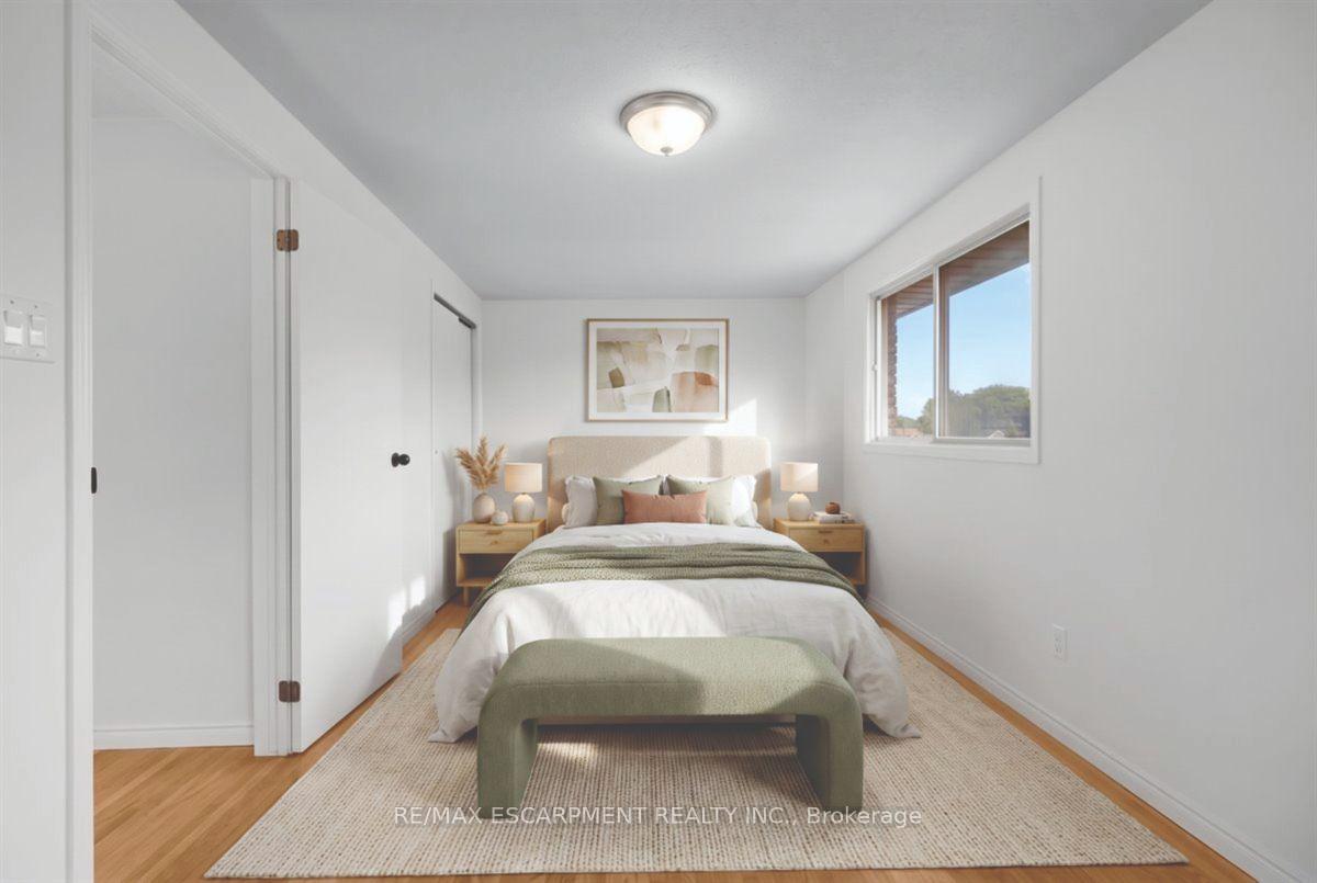 Photo 45 of 345 Berkindale Drive, Hamilton, Riverdale — HOMEH