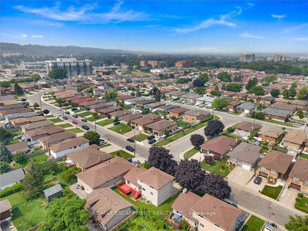 Photo 74 of 345 Berkindale Drive, Hamilton, Riverdale — HOMEH