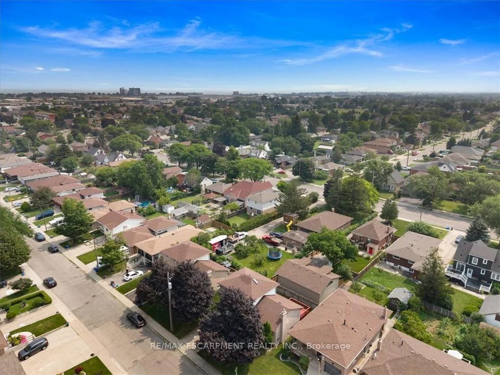 Photo 80 of 345 Berkindale Drive, Hamilton, Riverdale — HOMEH