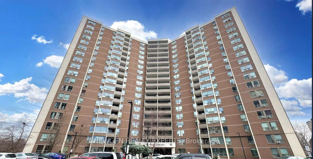 Front of Unit 604, 15 Vicora Linkway Way