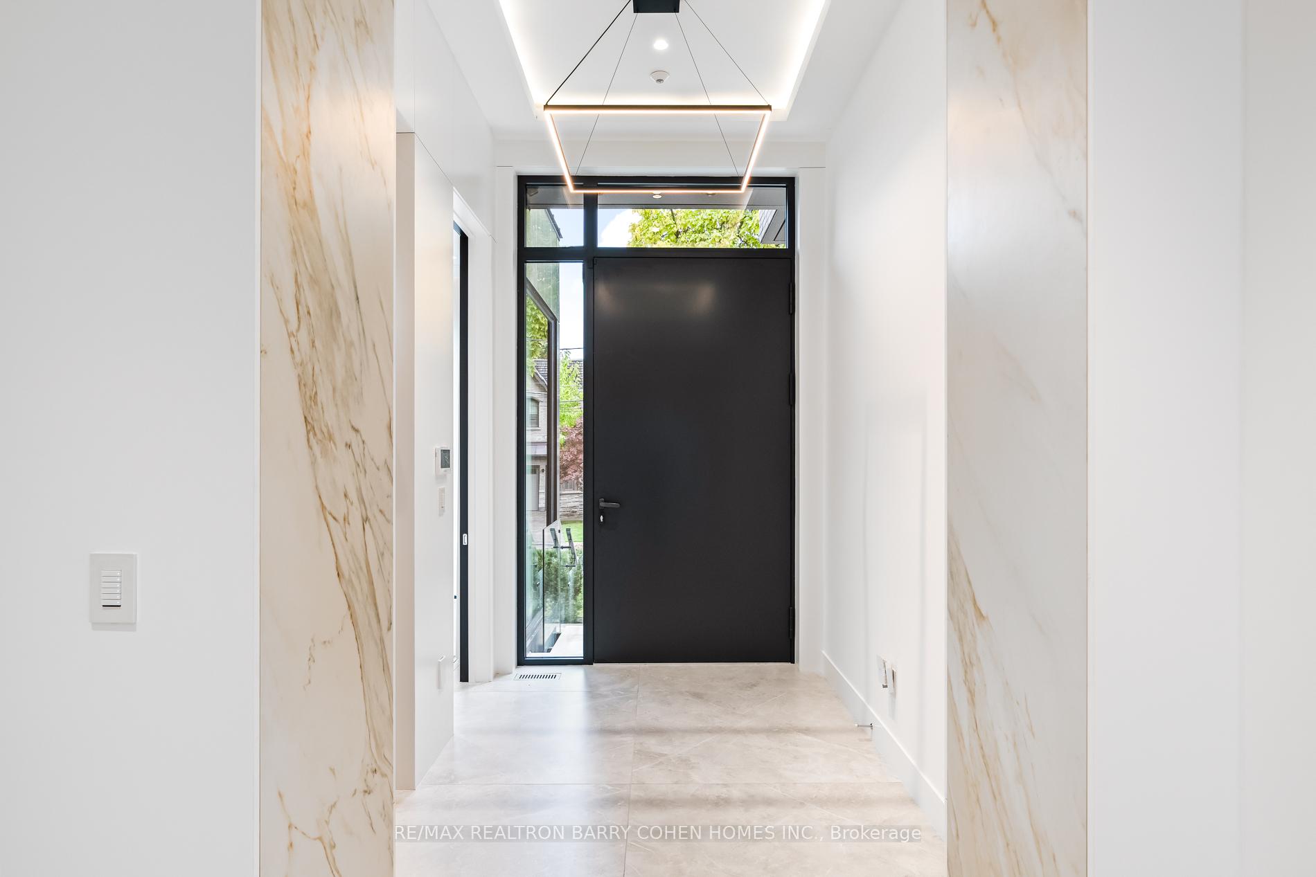 Photo 3 of 90 Esgore Drive, Toronto, Bedford Park-Nortown — HOMEH