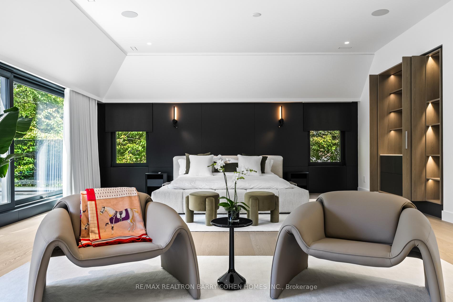 Photo 24 of 90 Esgore Drive, Toronto, Bedford Park-Nortown — HOMEH