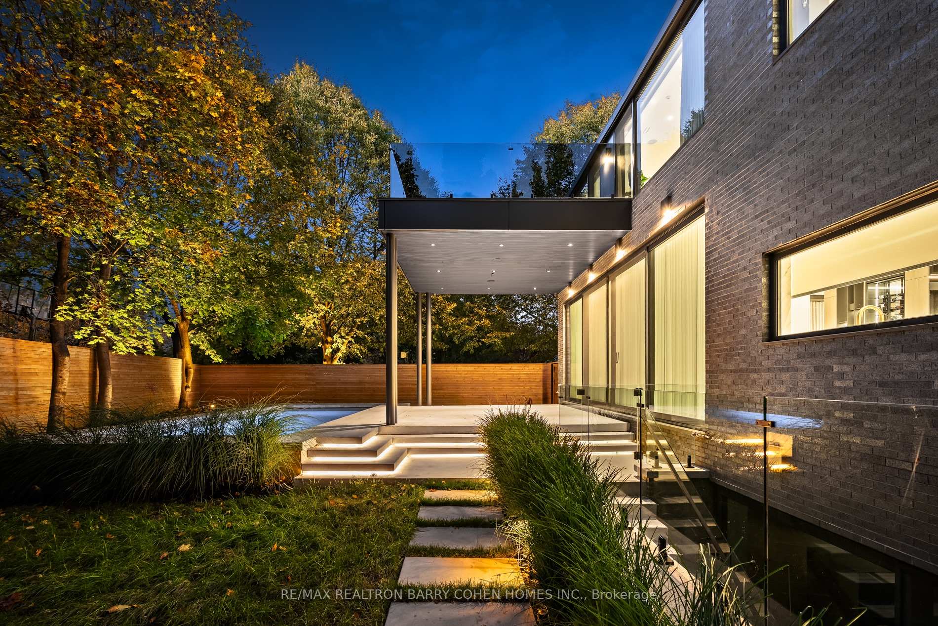 Photo 36 of 90 Esgore Drive, Toronto, Bedford Park-Nortown — HOMEH