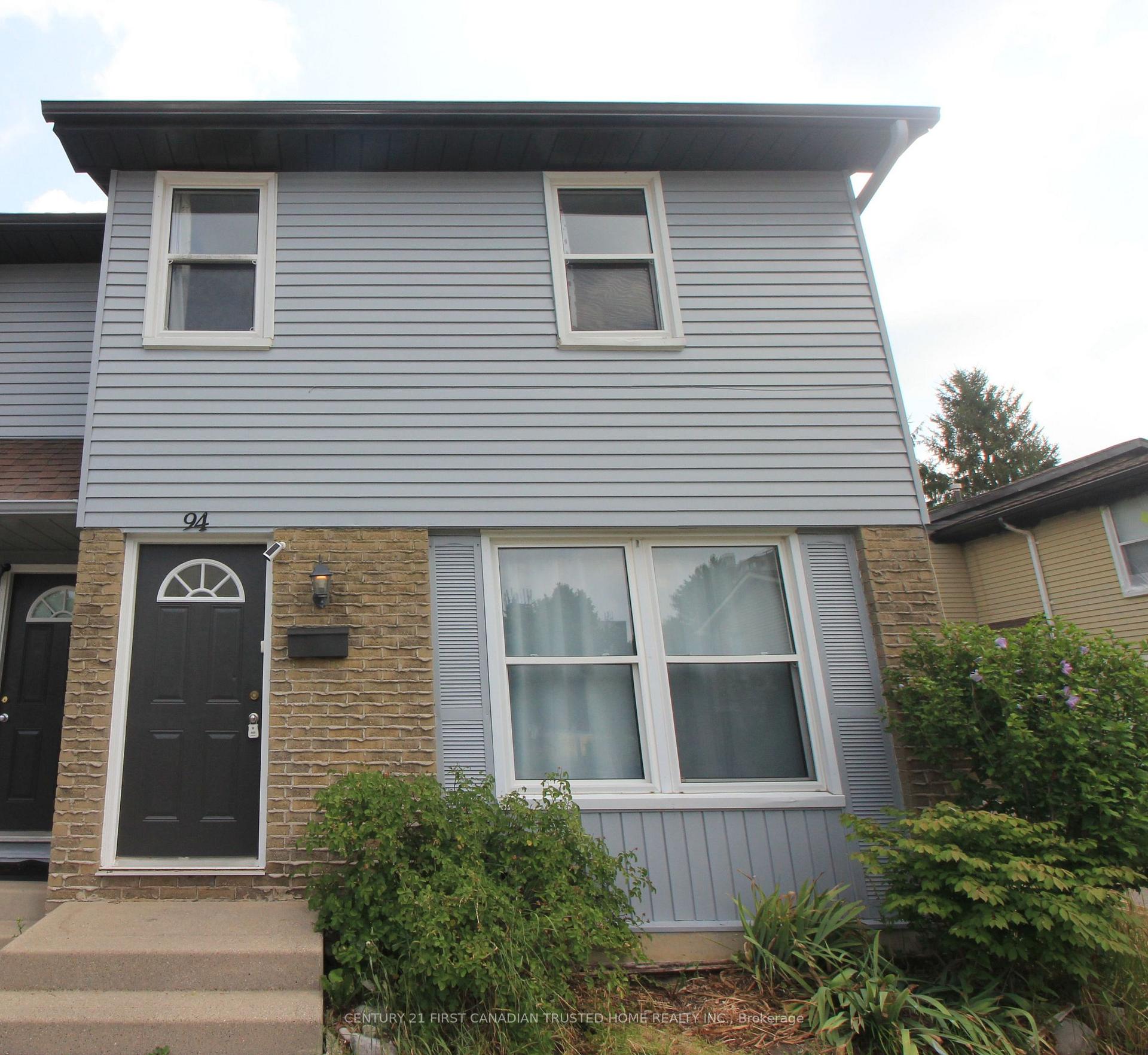 Front of Unit 94, 70 Fiddlers Green Road