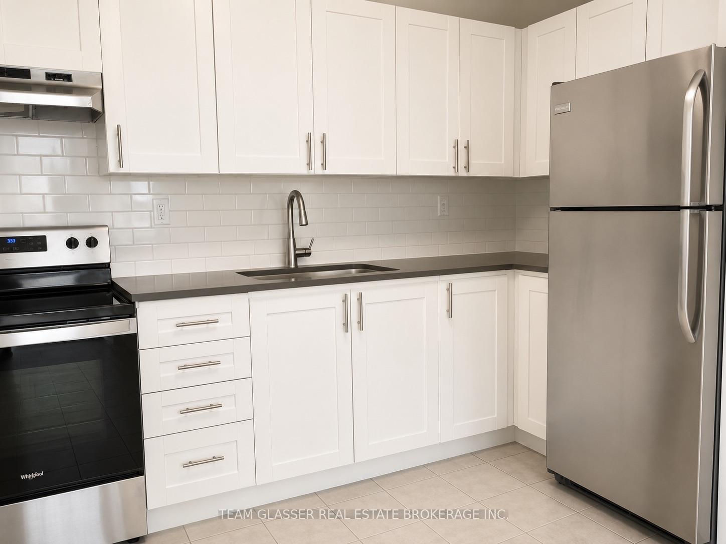Photo 7 of Unit 506, 396 Queens Avenue, London, East F — HOMEH