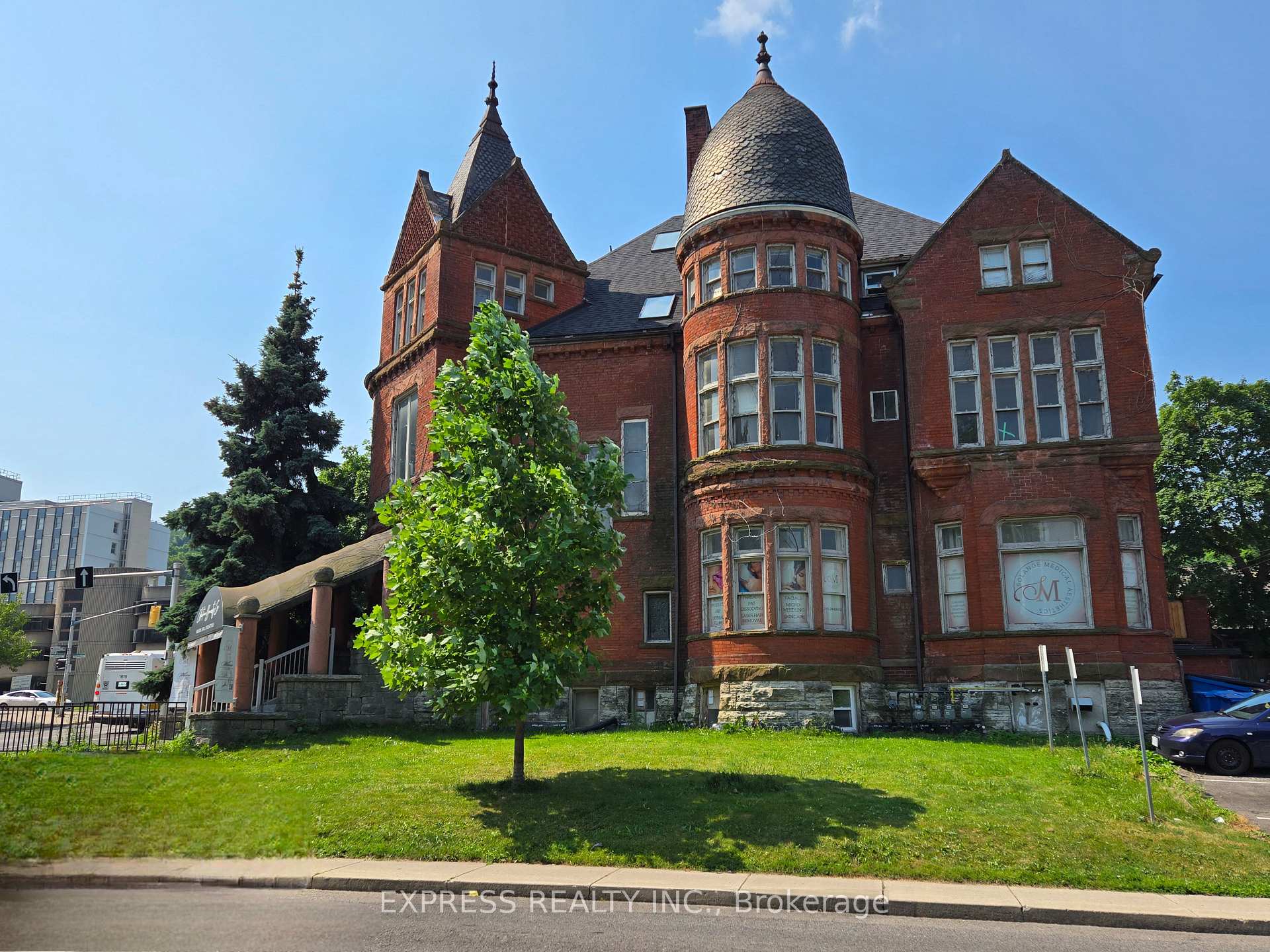 Photo 1 of Unit 303, 252 James Street S, Hamilton, Durand — HOMEH