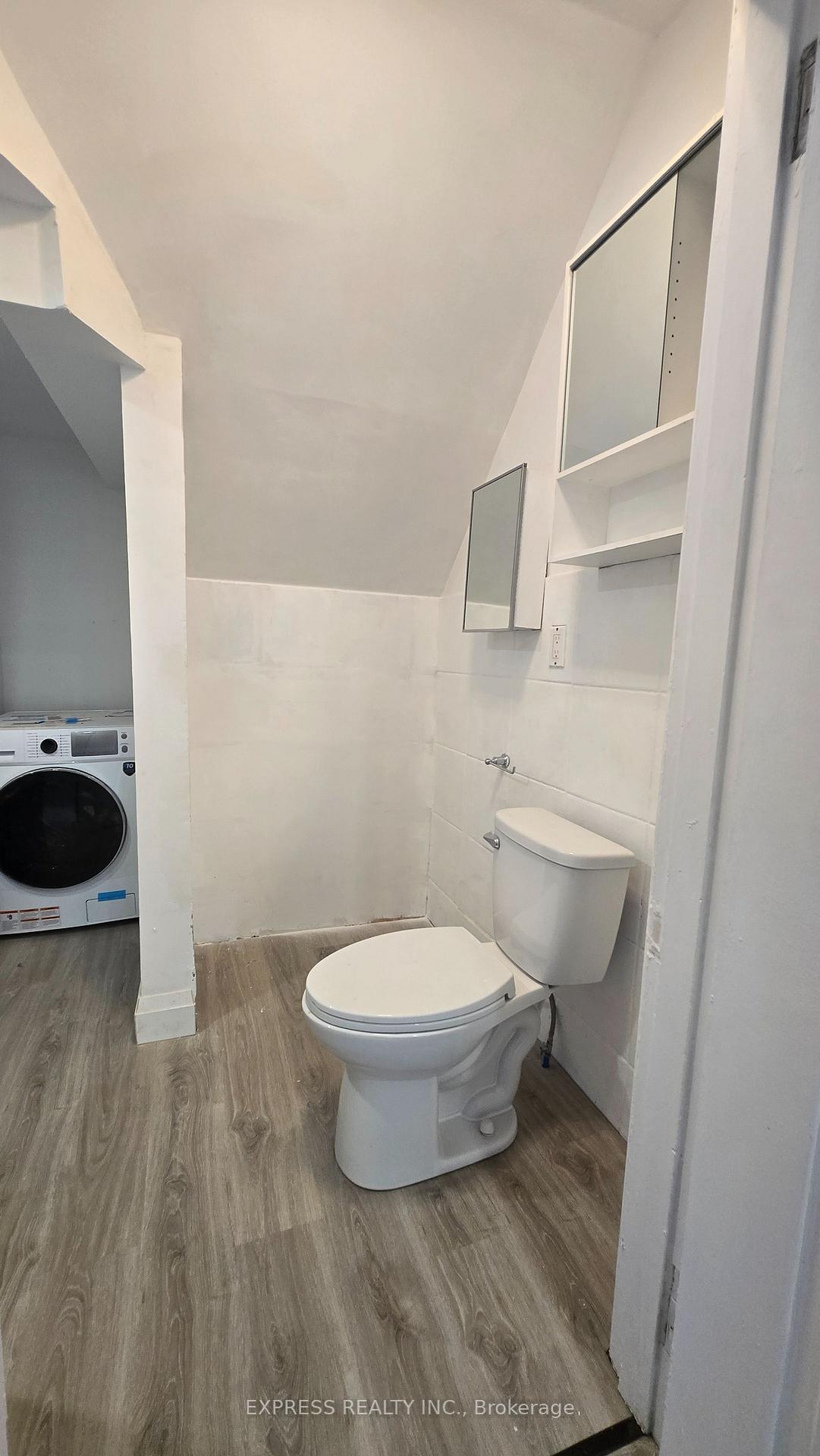 Photo 11 of Unit 303, 252 James Street S, Hamilton, Durand — HOMEH