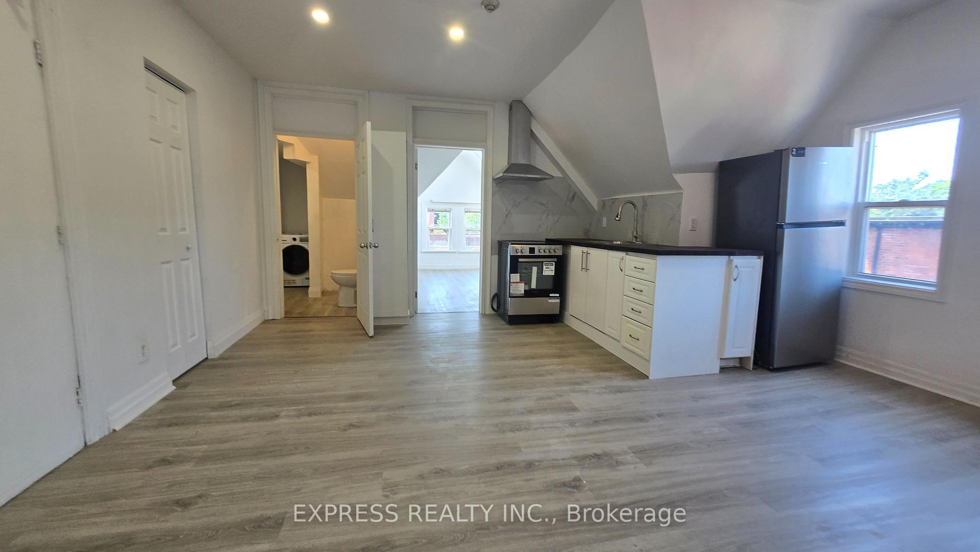 Photo 12 of Unit 303, 252 James Street S, Hamilton, Durand — HOMEH