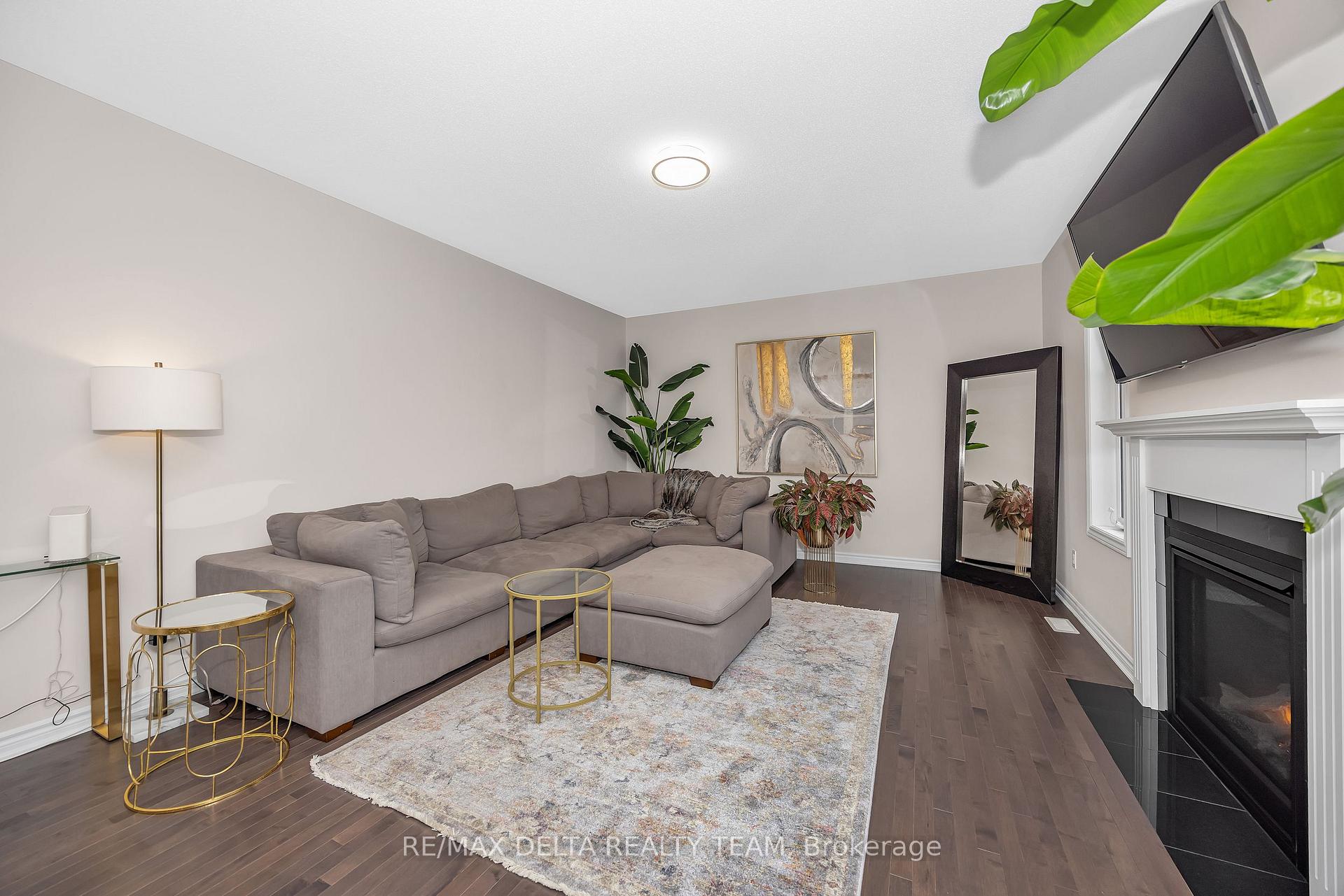 Photo 18 of 748 Vennecy Terrace, Ottawa, Chapel Hill South - Orleans Village — HOMEH