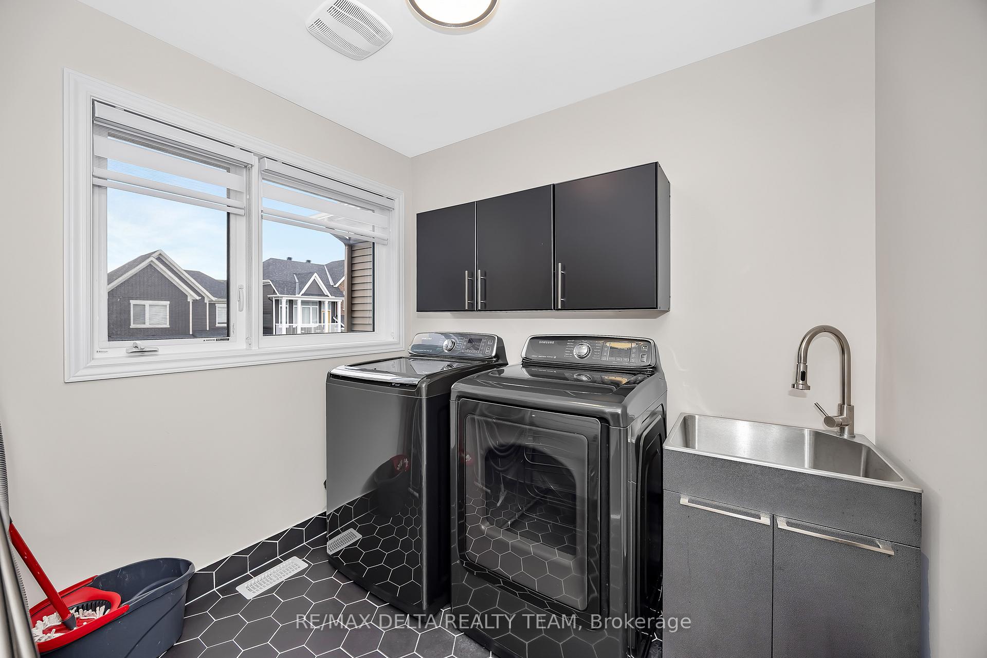 Photo 29 of 748 Vennecy Terrace, Ottawa, Chapel Hill South - Orleans Village — HOMEH