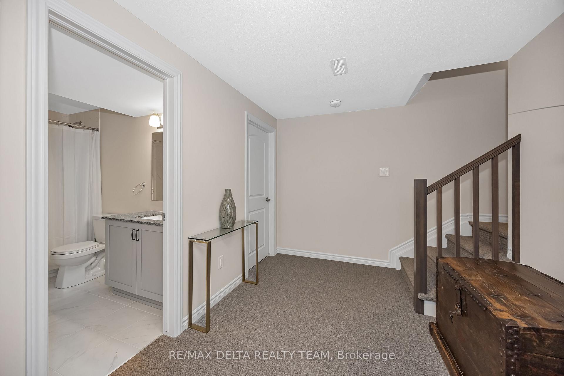 Photo 30 of 748 Vennecy Terrace, Ottawa, Chapel Hill South - Orleans Village — HOMEH
