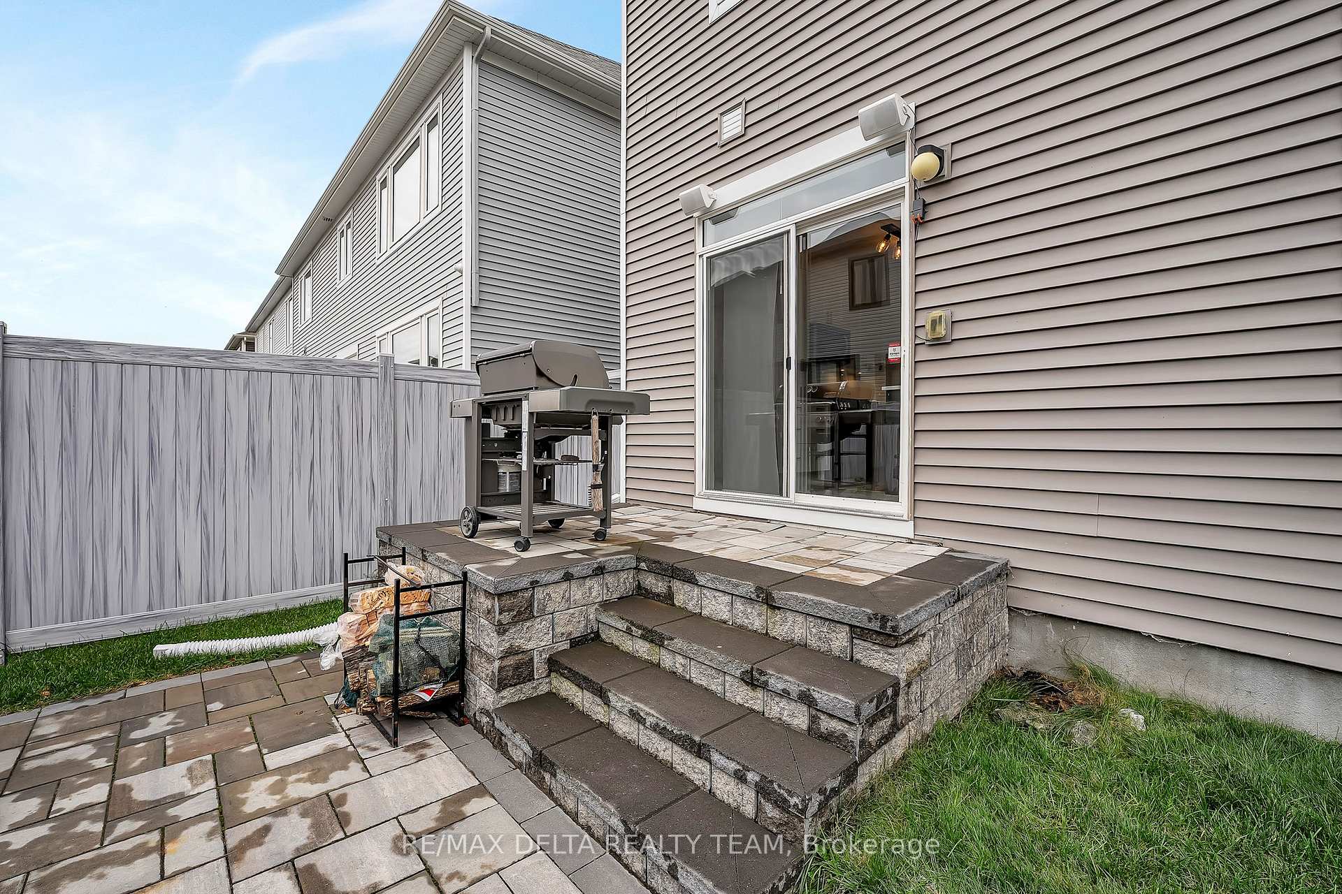 Photo 36 of 748 Vennecy Terrace, Ottawa, Chapel Hill South - Orleans Village — HOMEH
