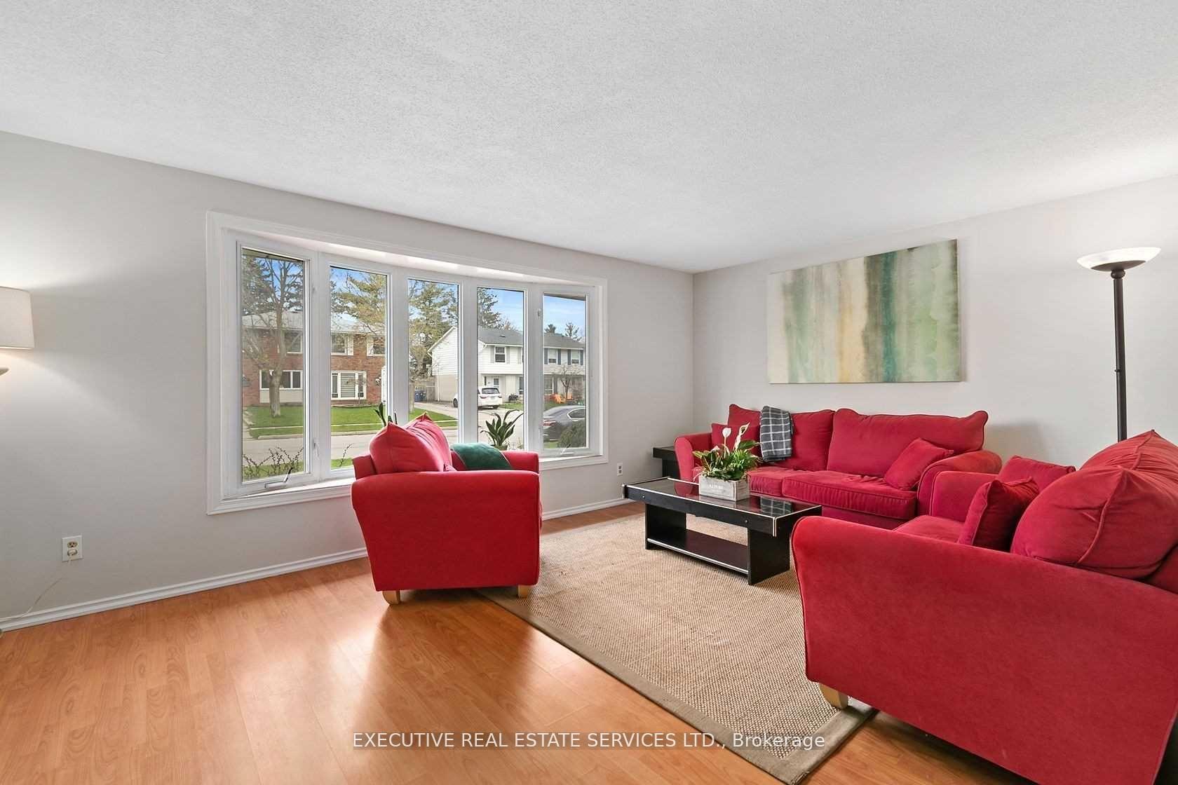 Photo 3 of 58 Burns Drive, Guelph, Riverside Park — HOMEH