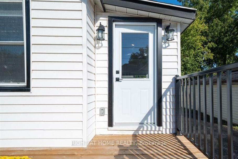 Photo 3 of 48 Ridley Street E, Belleville, Belleville Ward — HOMEH