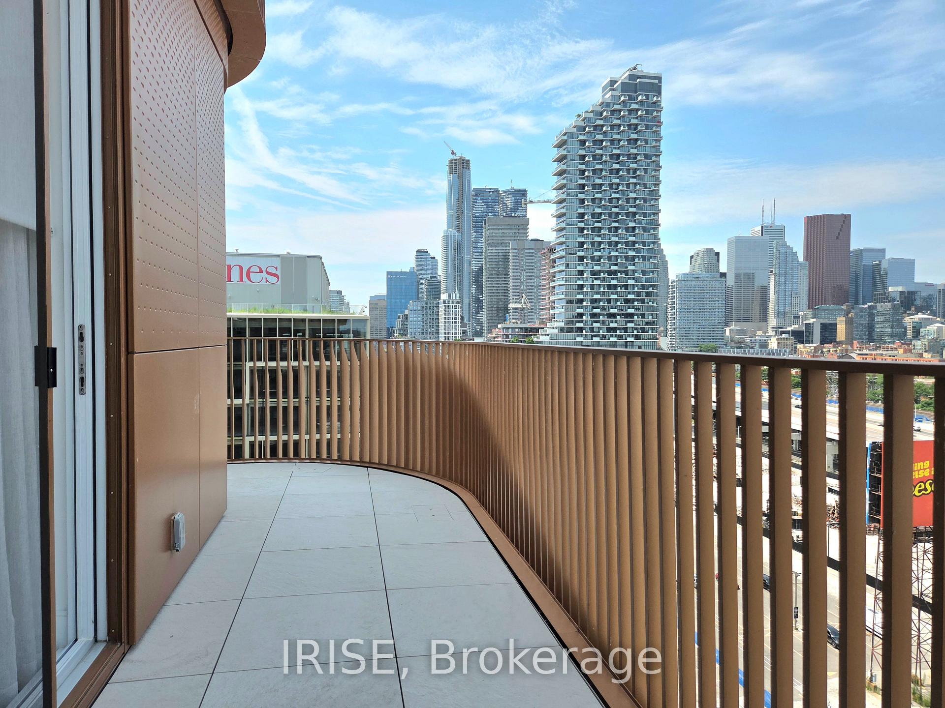 Photo 4 of Unit 1228, 155 Merchants' Wharf, Toronto, Waterfront Communities — HOMEH
