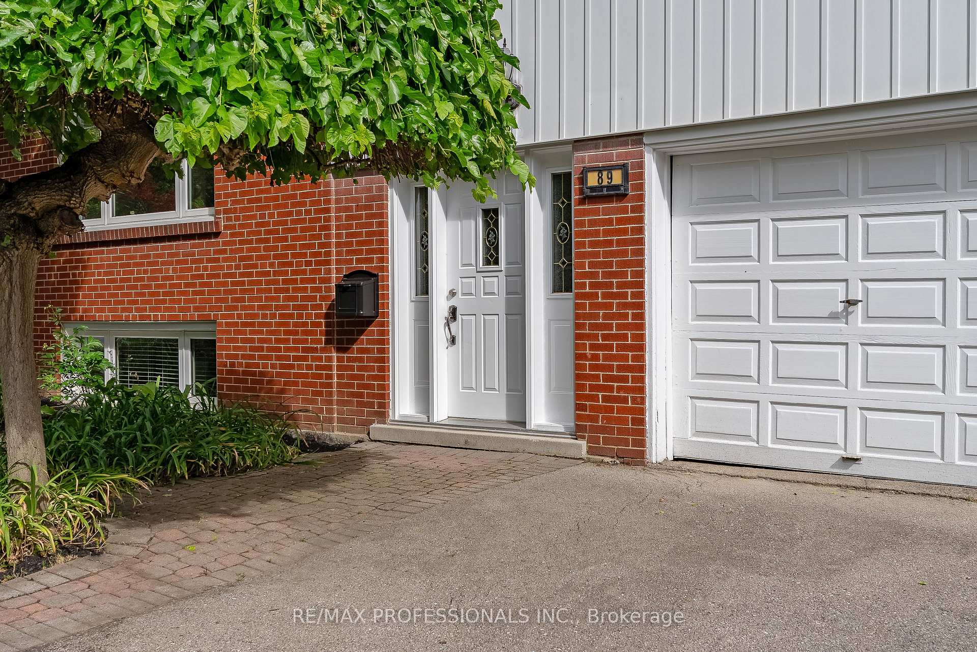 Photo 2 of 89 Glen Agar Drive, Etobicoke, Princess-Rosethorn — HOMEH
