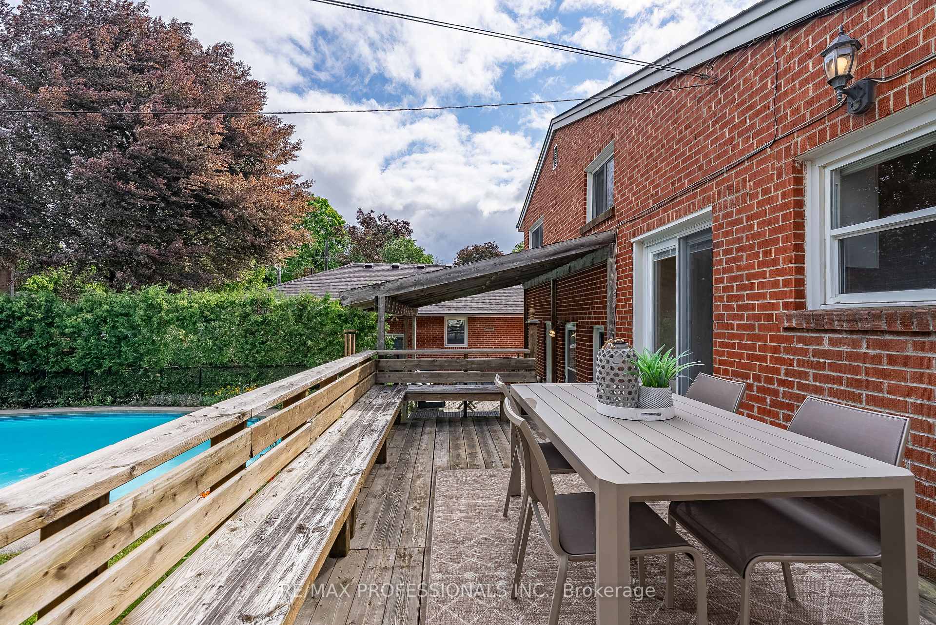Photo 35 of 89 Glen Agar Drive, Etobicoke, Princess-Rosethorn — HOMEH