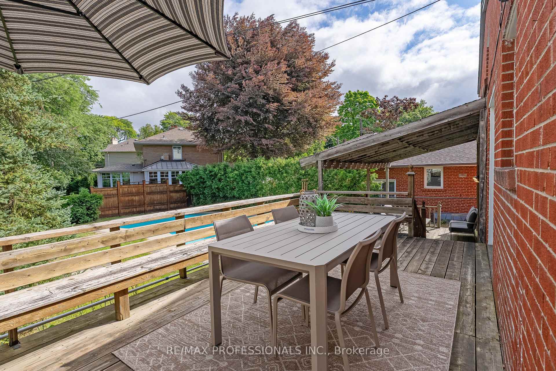 Photo 36 of 89 Glen Agar Drive, Etobicoke, Princess-Rosethorn — HOMEH