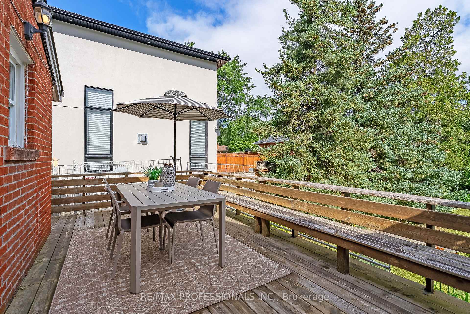 Photo 37 of 89 Glen Agar Drive, Etobicoke, Princess-Rosethorn — HOMEH