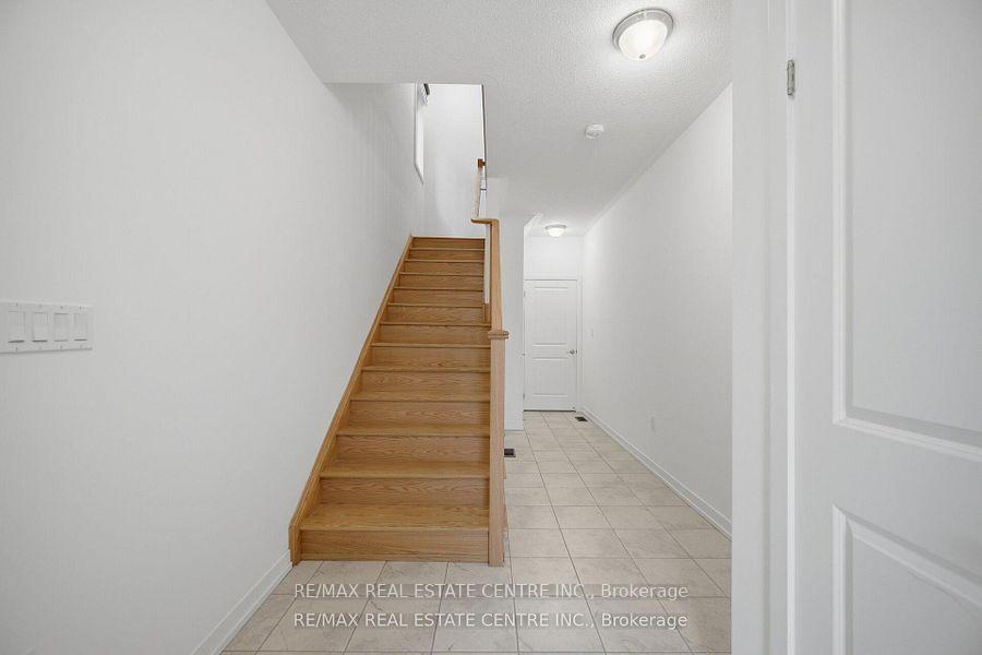 Photo 6 of 1551 Labine Point, Milton, Cobban — HOMEH