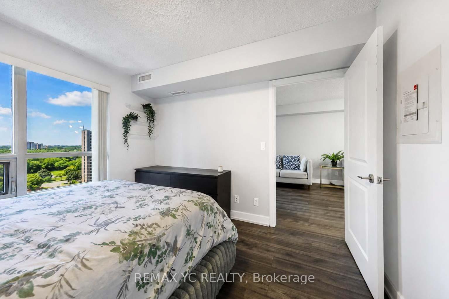 Photo 10 of Unit 1130, 2 Eva Road, Etobicoke, Etobicoke West Mall — HOMEH