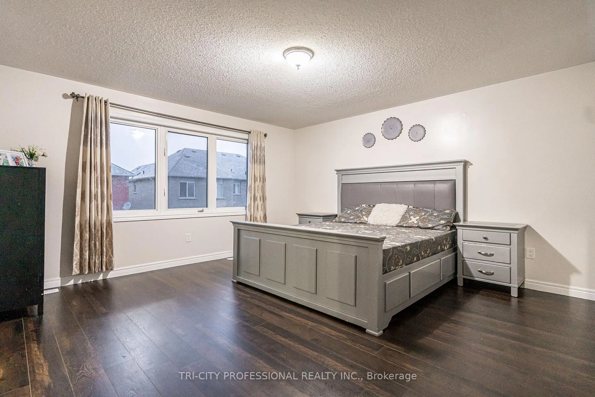 Photo 24 of 17 Sleightholme Crescent, Brampton, Bram East — HOMEH