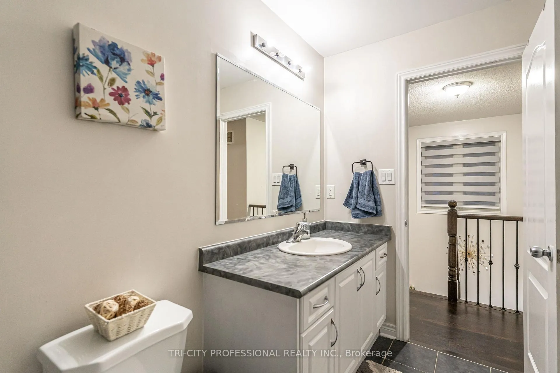 Photo 32 of 17 Sleightholme Crescent, Brampton, Bram East — HOMEH