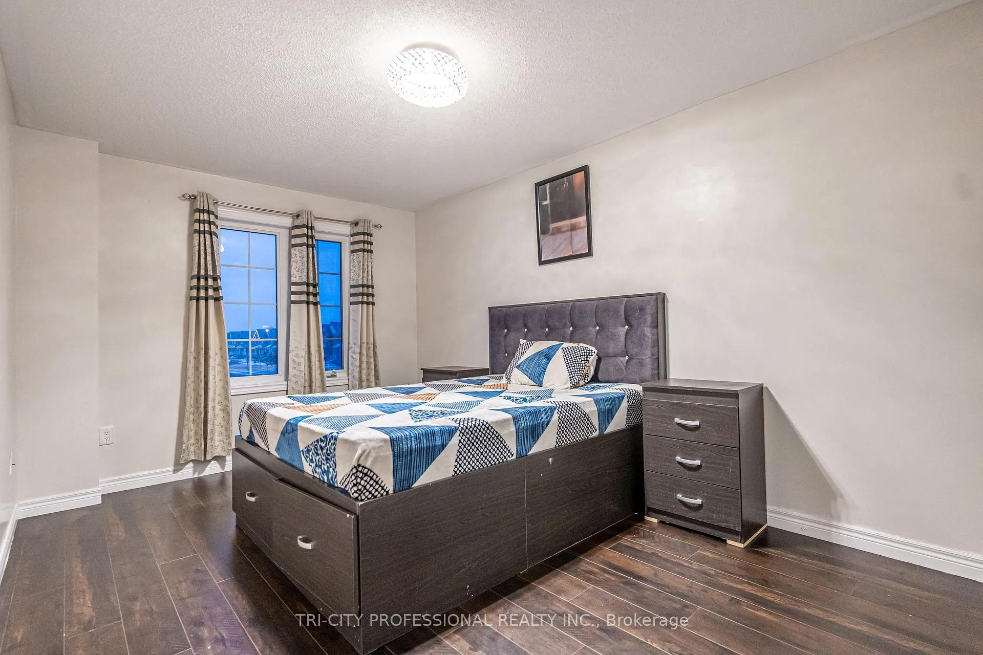 Photo 33 of 17 Sleightholme Crescent, Brampton, Bram East — HOMEH