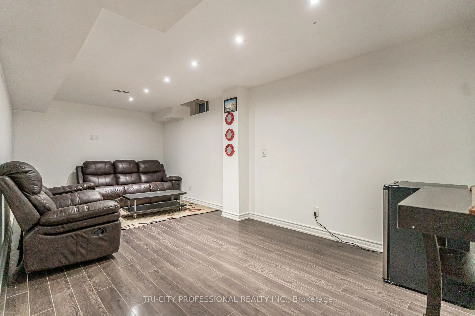 Photo 37 of 17 Sleightholme Crescent, Brampton, Bram East — HOMEH