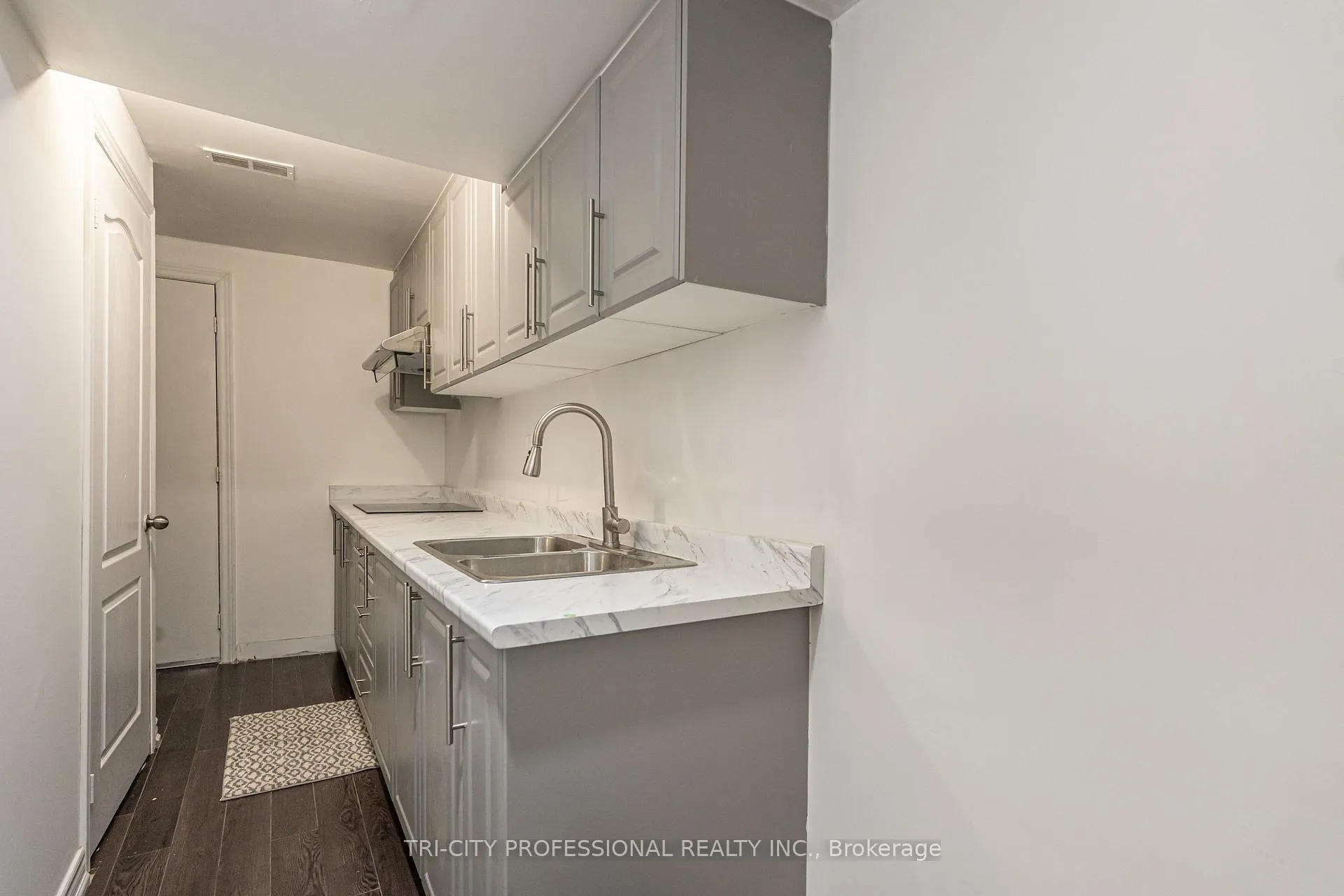 Photo 42 of 17 Sleightholme Crescent, Brampton, Bram East — HOMEH