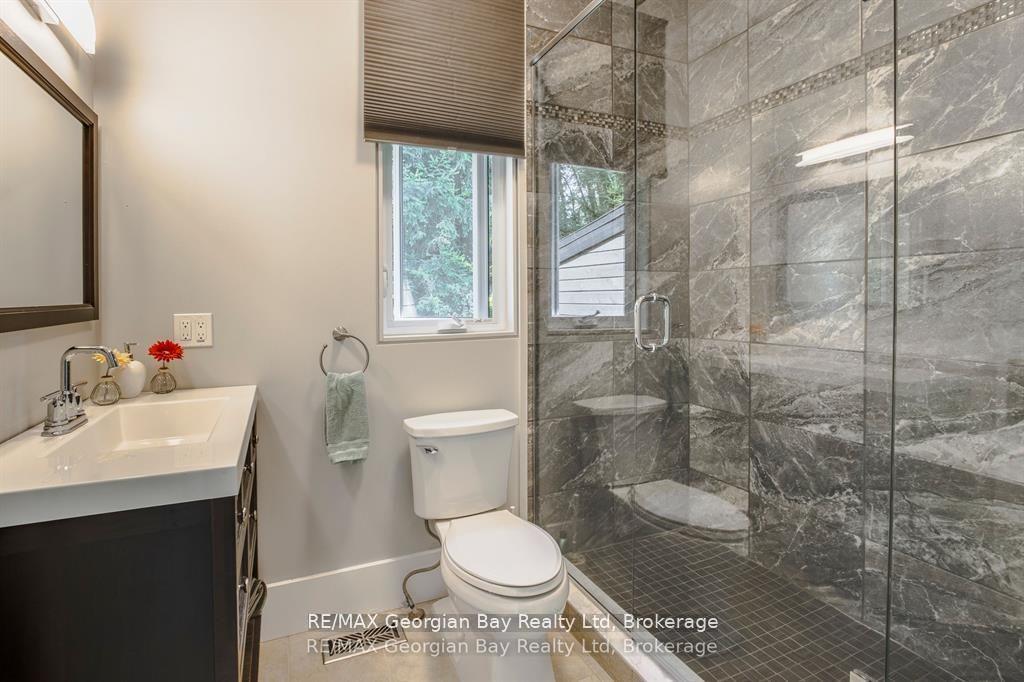 Photo 23 of 165 Wilson Road, Midland — HOMEH