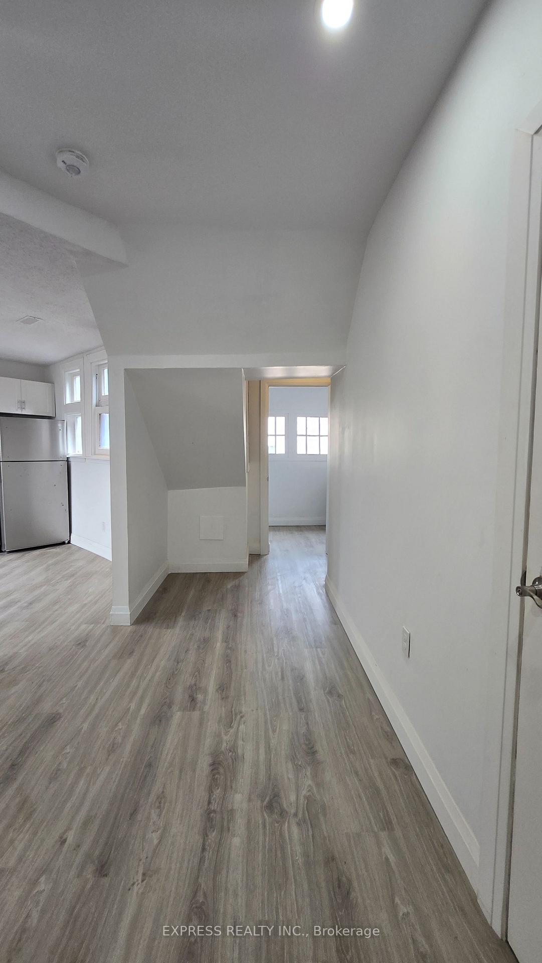Photo 6 of Unit 301, 252 James Street S, Hamilton, Durand — HOMEH