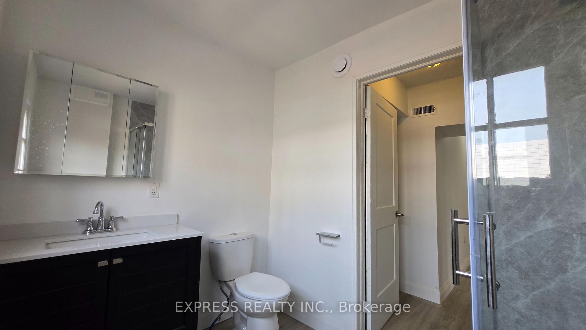 Photo 9 of Unit 301, 252 James Street S, Hamilton, Durand — HOMEH