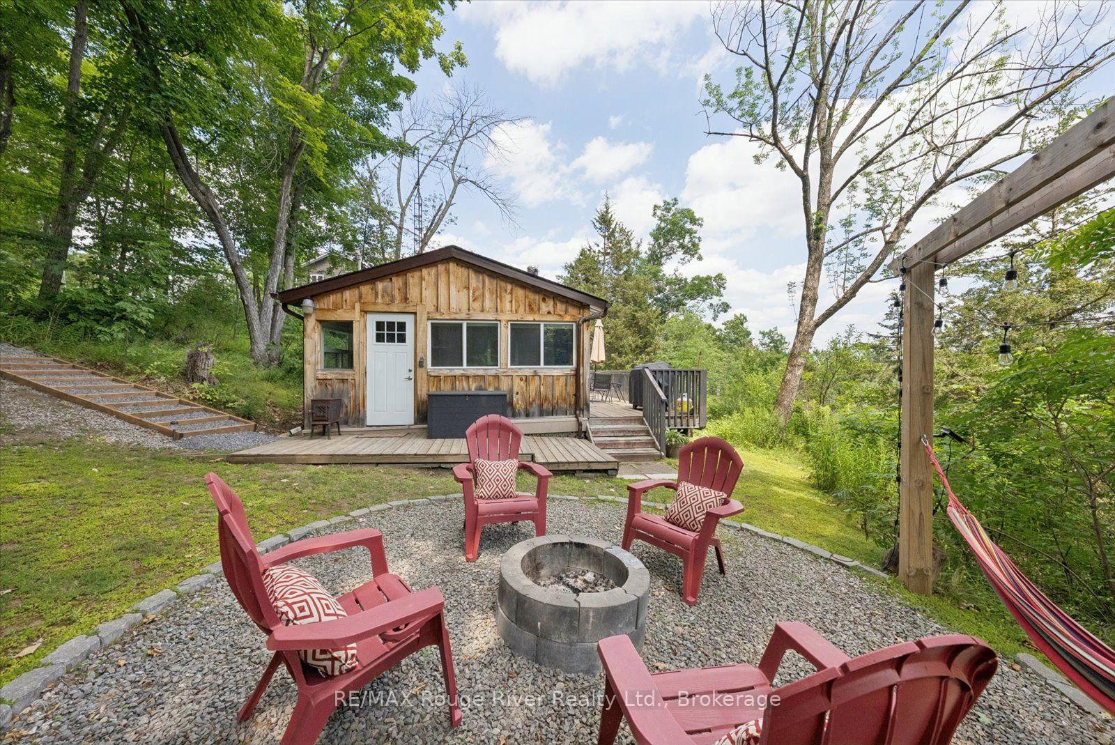Front of 734 Marble Point Road