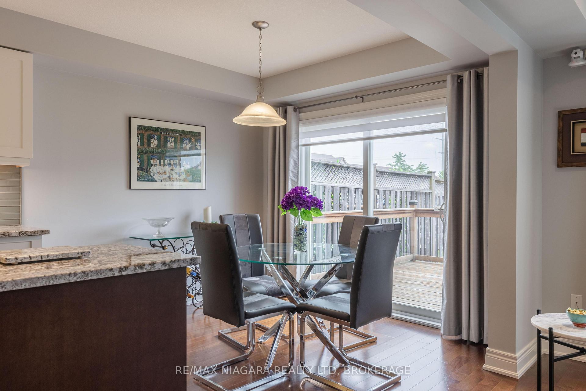 Photo 9 of 8844 Silverstar Court, Niagara Falls, Forestview — HOMEH